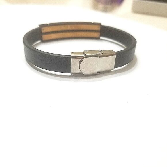 Titanium stainless steel black Leather band Bracelet. - Picture 4 of 7